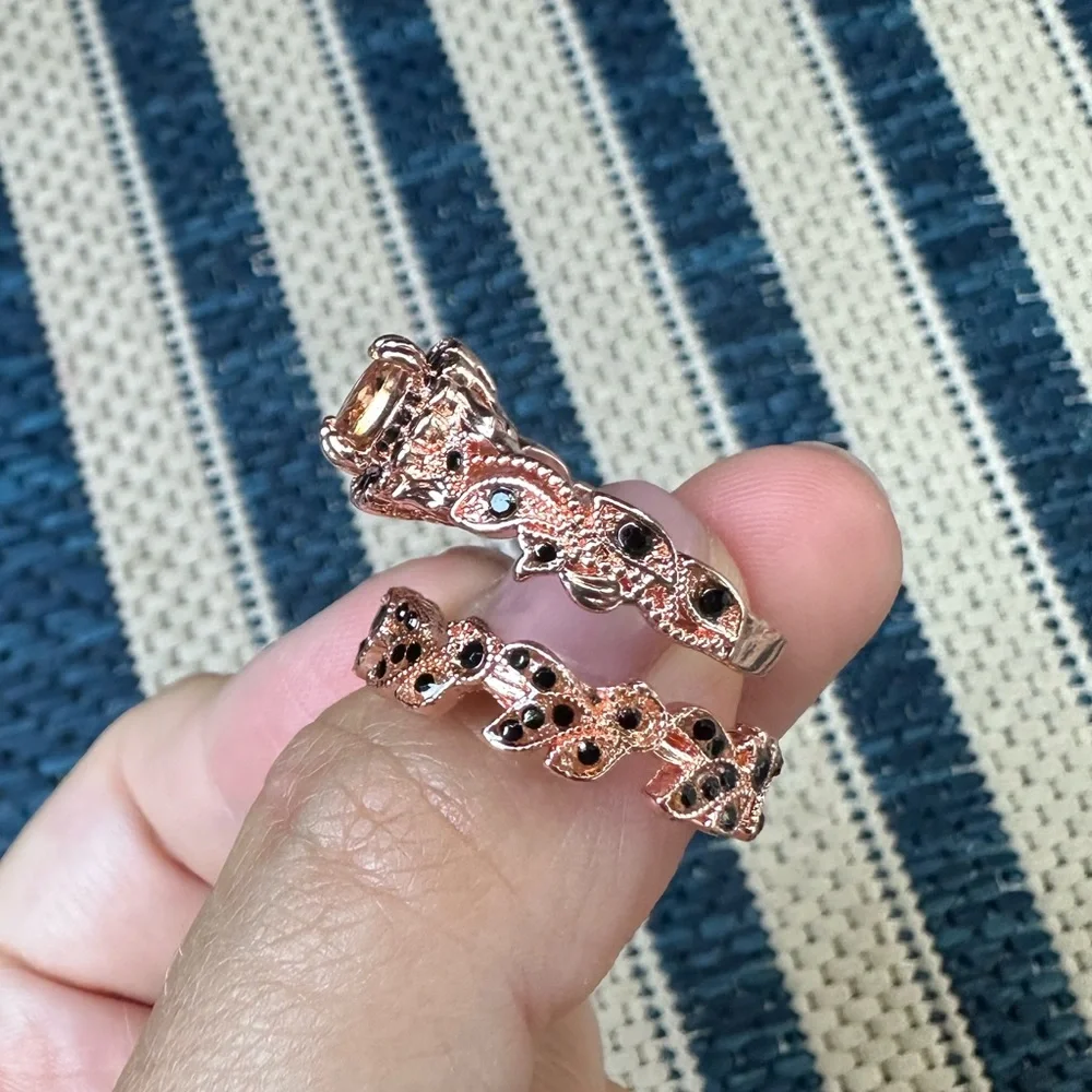 🤍 NEW Exclusive Rose Gold Double Ring with Black & Rose Sapphires